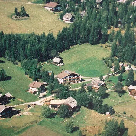 Haus Bergblick Apartamento *